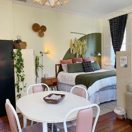 Charming 1885 Parlor Loft Downtown Savannah Stay Екстер'єр фото