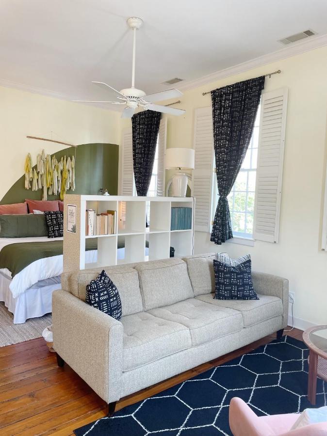 Charming 1885 Parlor Loft Downtown Savannah Stay Екстер'єр фото